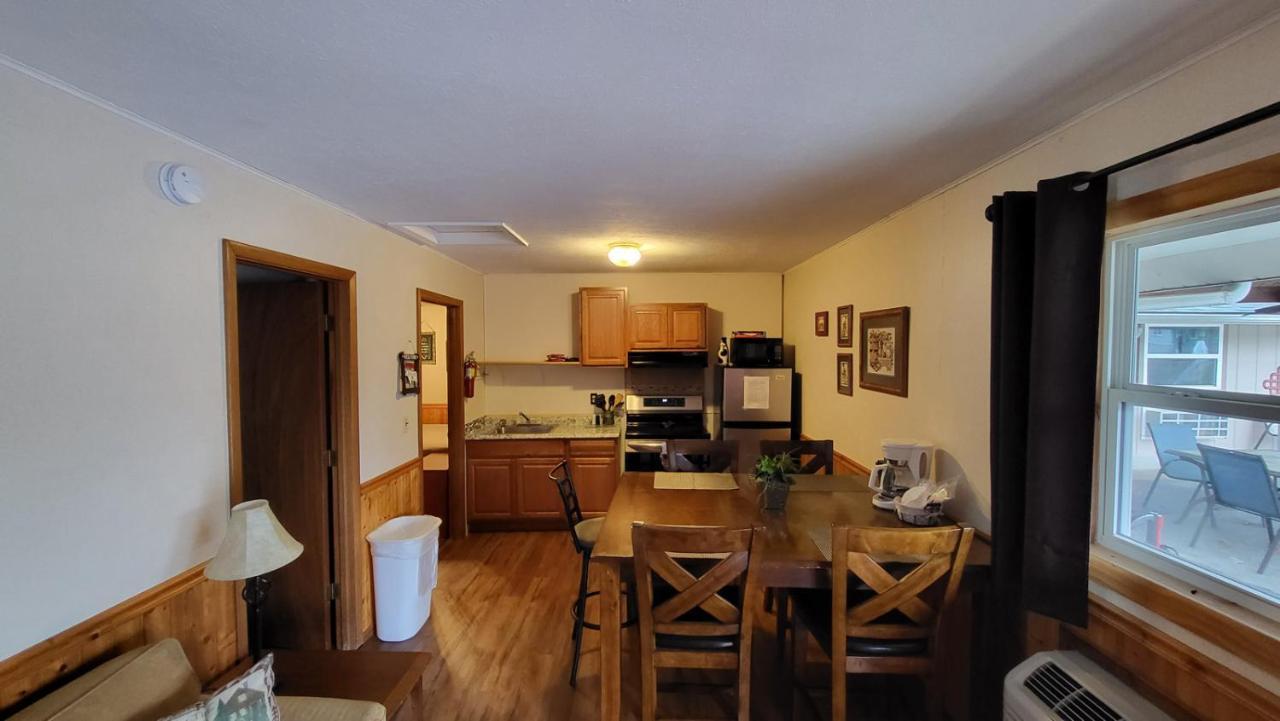 Hunter'S Friend Resort On Indian Point Kültér fotó